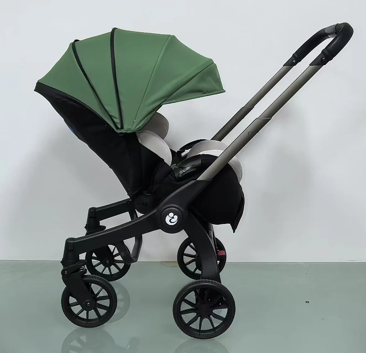 Foldable Lightweight Travel Pram